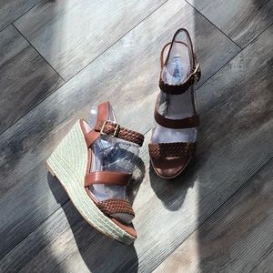 Saddle leather platform wedge espadrilles